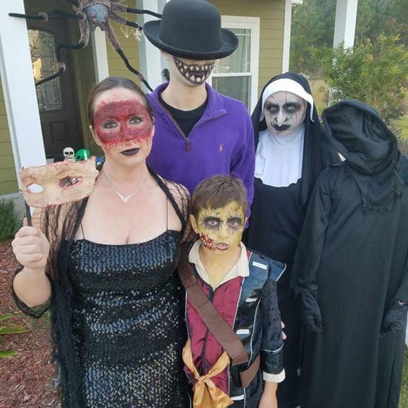 Meet your Posher, Amber - Picture 6 of 6